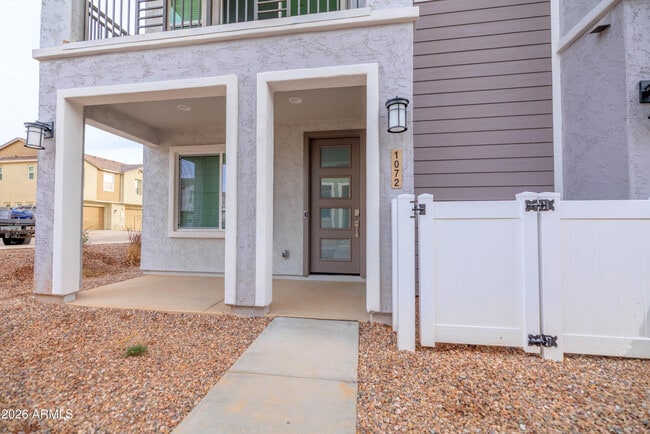 Building Photo - 8149 E Petunia Ave