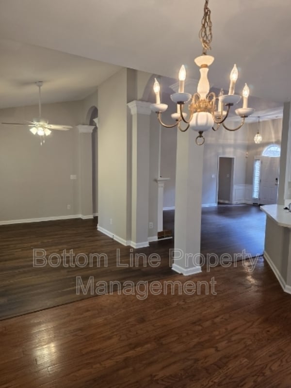 Building Photo - 7803 Harrington Woods Rd