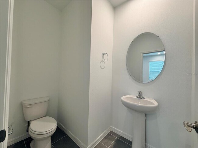 Building Photo - 449 Belmond Dr