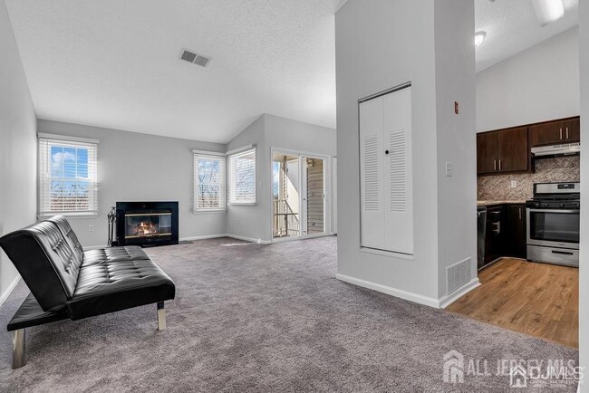 Building Photo - 1236 Edpas Rd