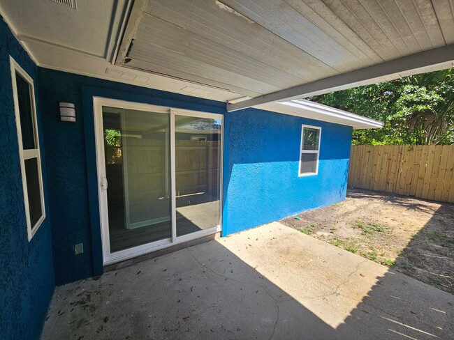 Building Photo - 1510 Arthur Ave