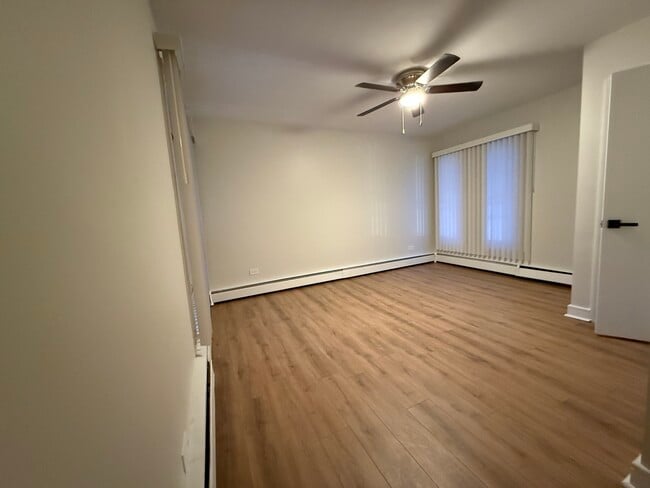 Building Photo - 2435 N 76th Ct