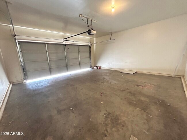 Building Photo - 17218 W Country Gables Dr