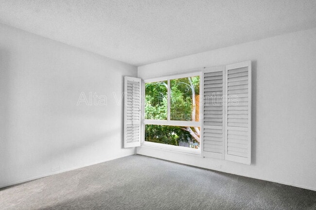 Building Photo - 2229 Camino Preciosa Sur