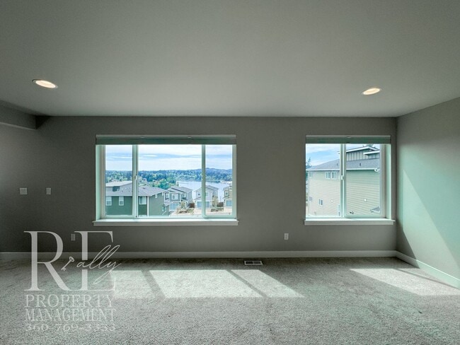 Building Photo - Modern 3-Story Bremerton Home with Water Views on Every Level