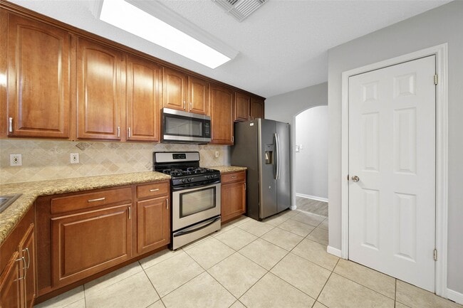 Building Photo - 9 W Lance Leaf Rd