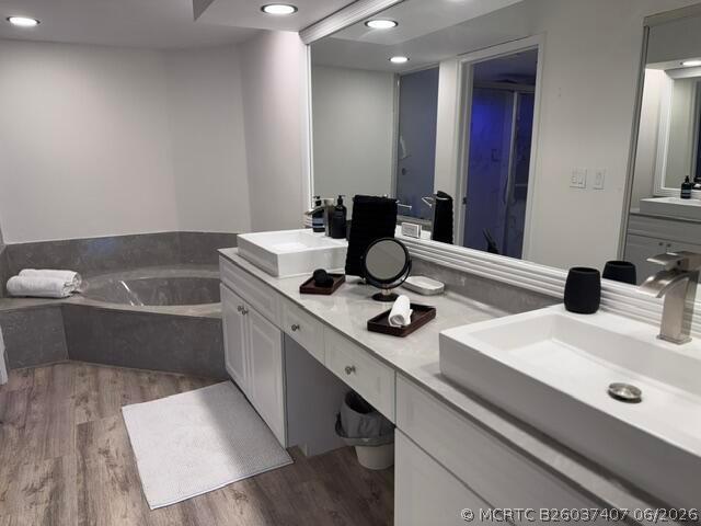 Building Photo - 15718 Loch Maree Ln