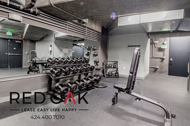 Building Photo - 5550 Bonner Ave