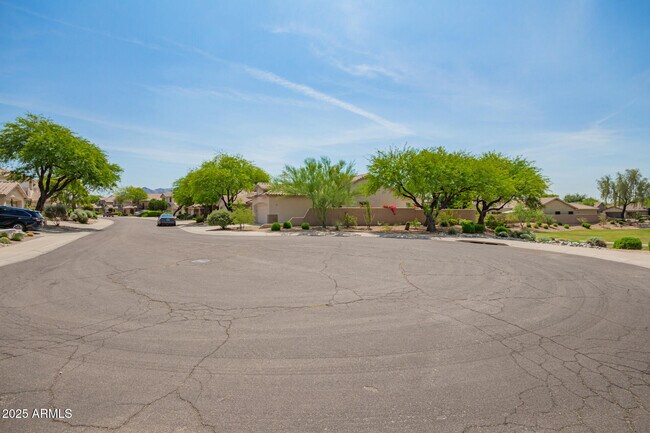 Building Photo - 7701 E Buteo Dr