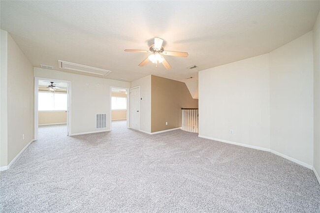Building Photo - 14418 Chartley Falls Dr