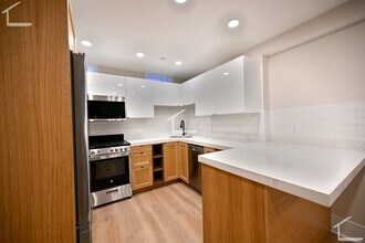 Building Photo - Newly renovated Bay Village 2-bed; Available for May or June!