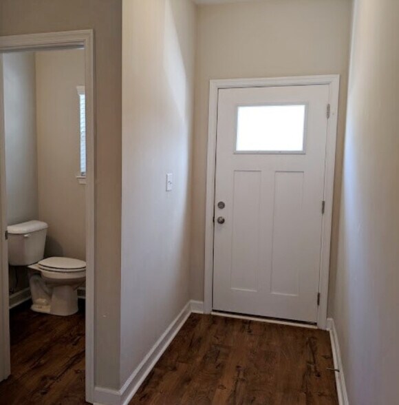 Building Photo - 1105 Courage Ct