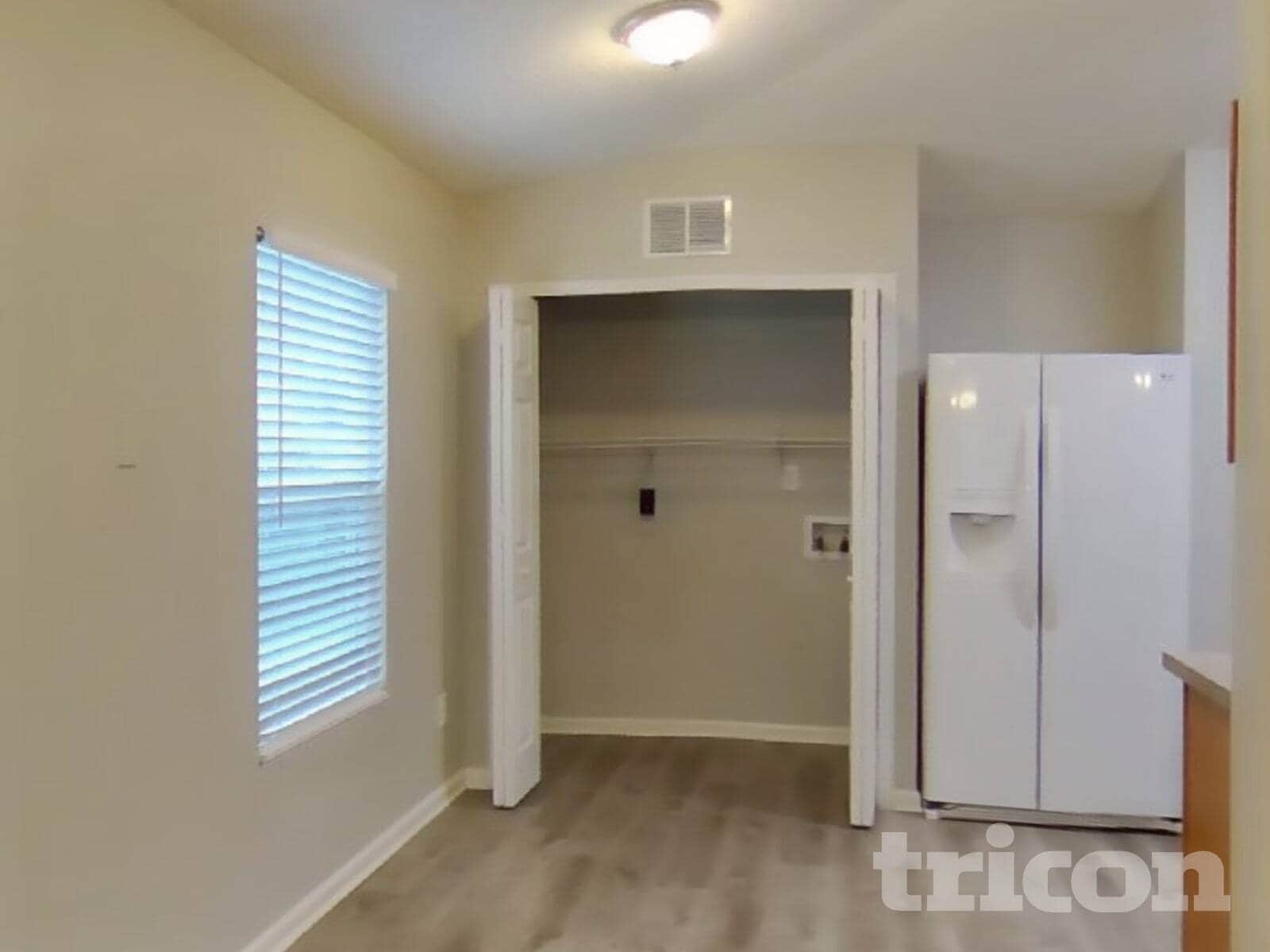 Building Photo - 3730 Maddie Ln