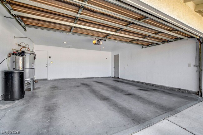 Building Photo - 4367 S Mojave Rd