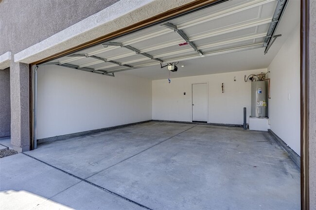 Building Photo - Brand New 3 Bedroom, 2 Bath Home! Never Been Lived In!