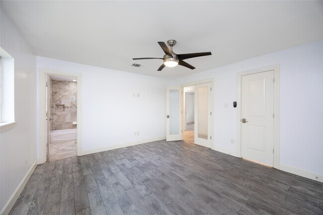 Building Photo - 418 Land Grant Dr