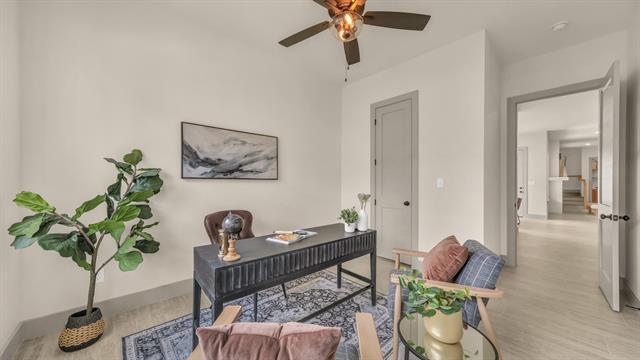 Building Photo - 164 Hulen Cir