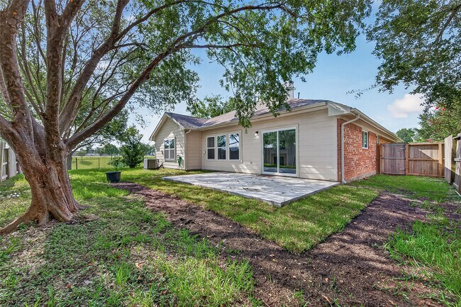 Building Photo - 5535 Gable Meadows Dr
