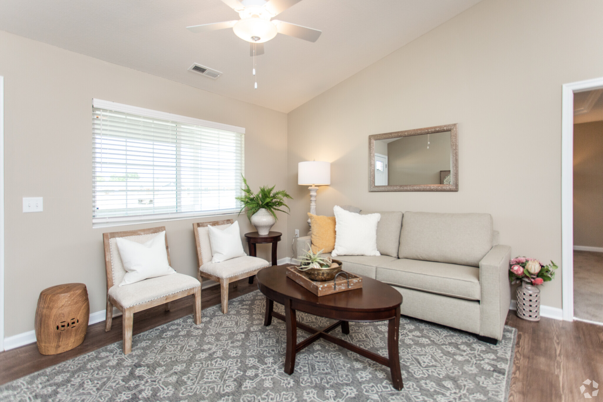 2BR, 2BA - 1,040 SF - Deerwood - The Villas at Swan Pointe