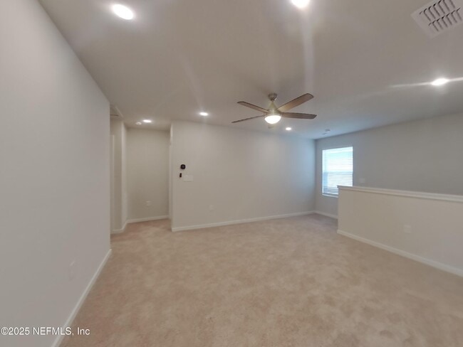 Building Photo - 14918 Macadamia Ln