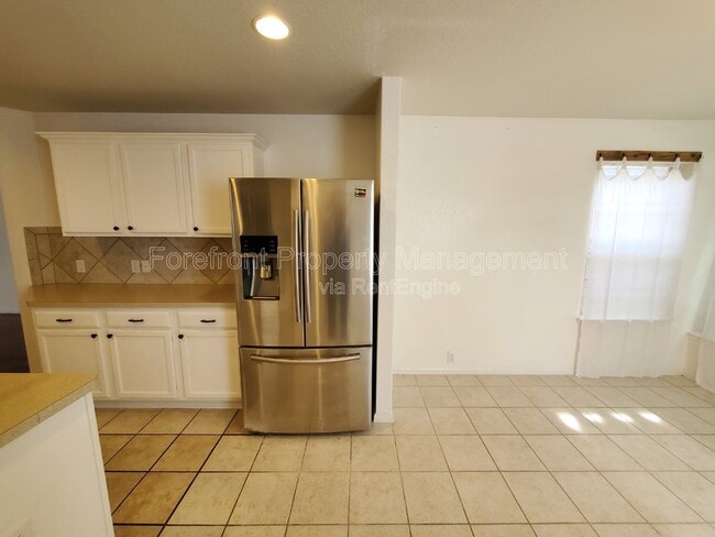 Building Photo - 555 Planters Pass