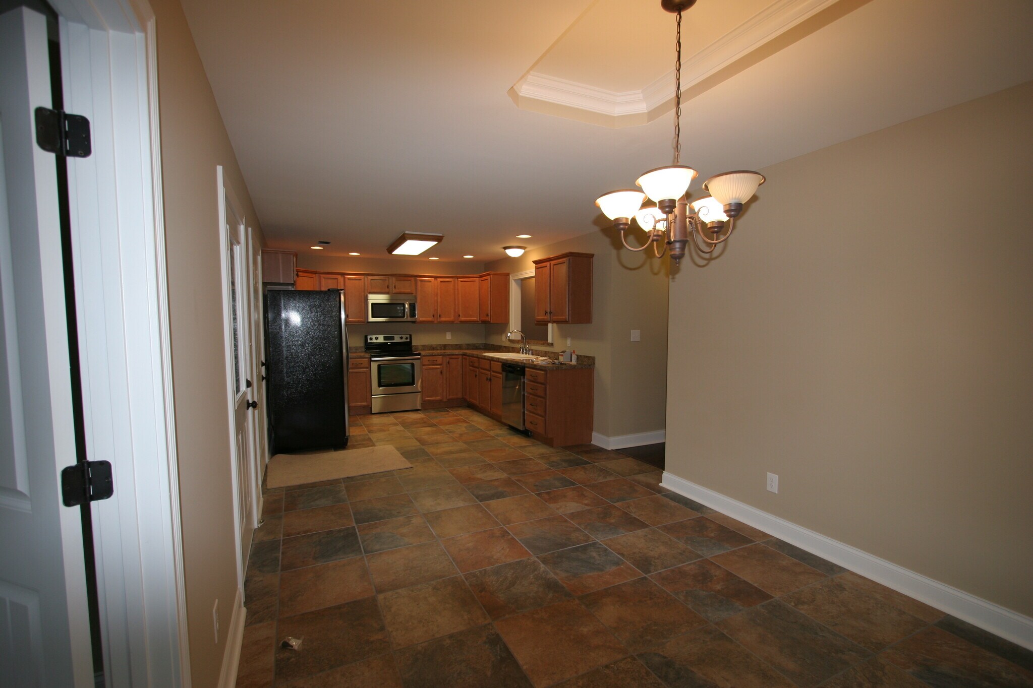 Building Photo - 9008 Landon Ln