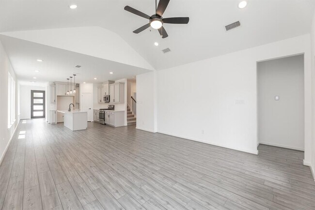 Building Photo - 21626 Lampeter River Ln
