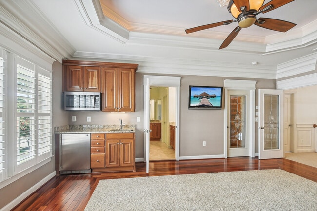 Building Photo - 43286 Canal Creek Pl