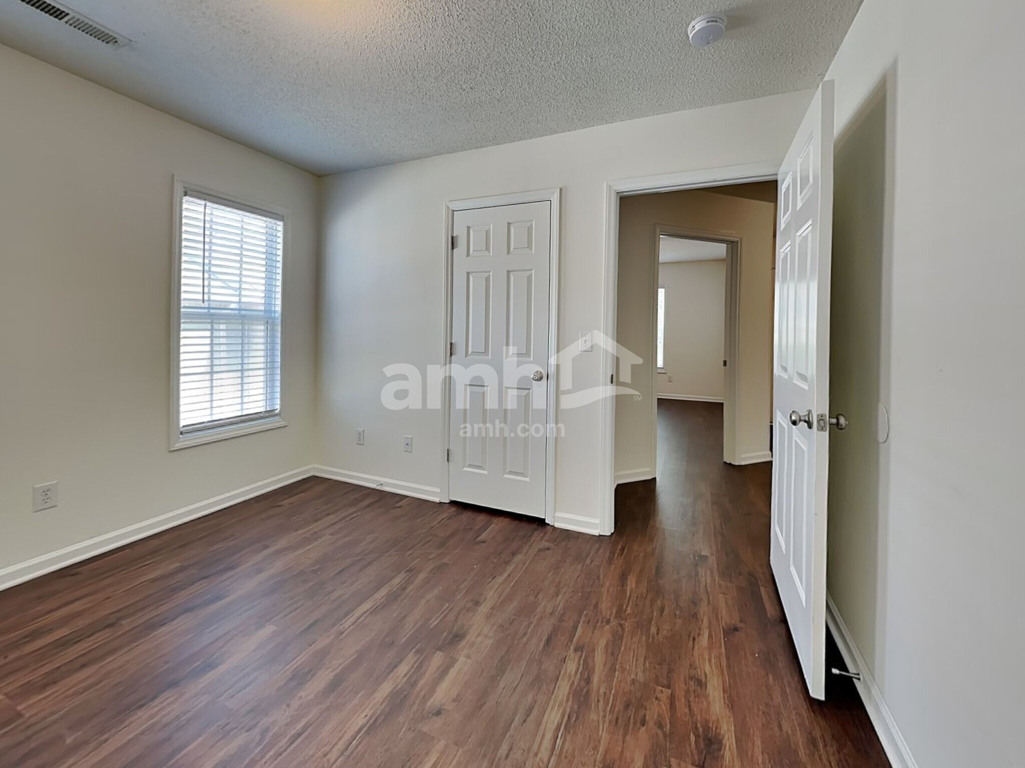 Building Photo - 112 Charlotte Ct