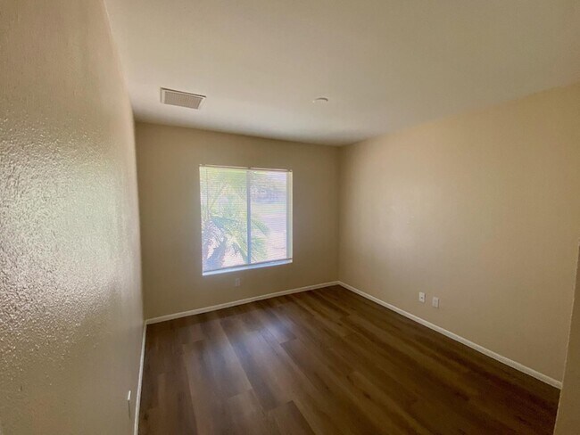 Building Photo - 3137 W Campo Bello Dr