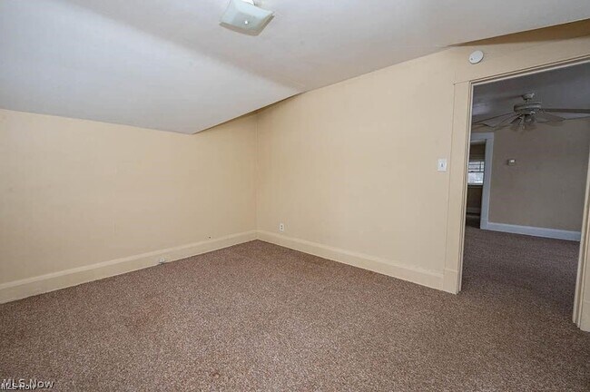 Building Photo - 3114 Neosho Rd