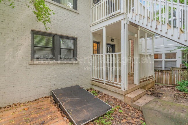 Building Photo - 1225 Euclid Ave NE