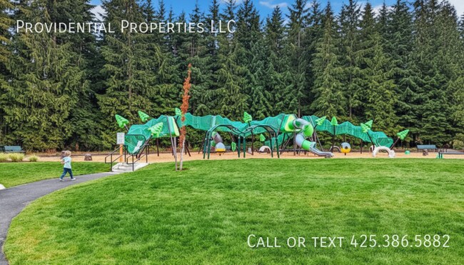 Building Photo - 12819 192nd Pl E