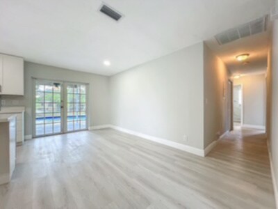 Building Photo - 5542 32nd Ave SW