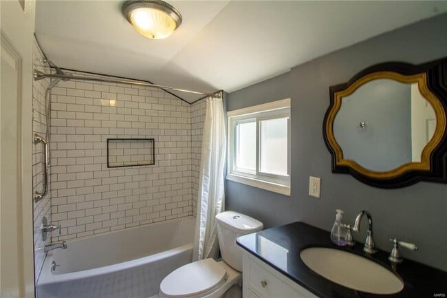 Building Photo - Nicely updated 3 bedroom home in Bevo