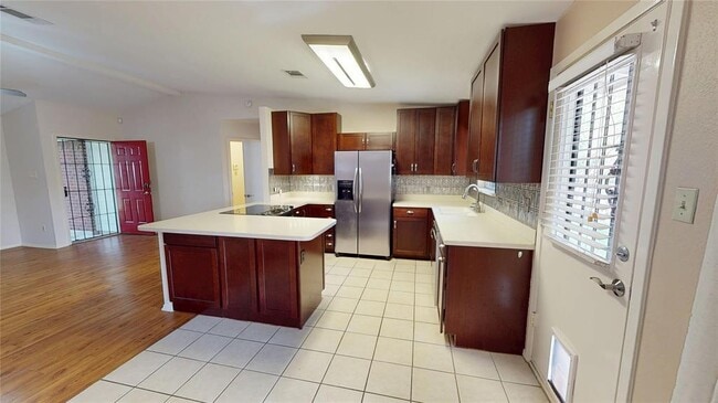Building Photo - 3007 Blazing Star Trail