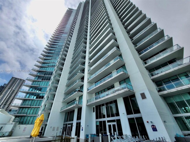 Building Photo - 92 SW 3rd St