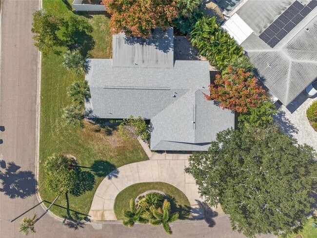 Building Photo - 4300 50th Pl S