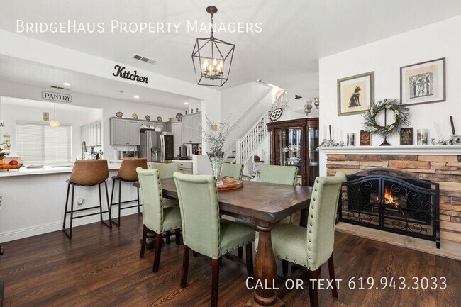 Building Photo - 10252 Oak Spur Way