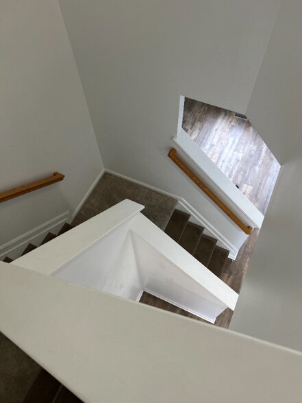 Building Photo - 23545 Devonshire Rd