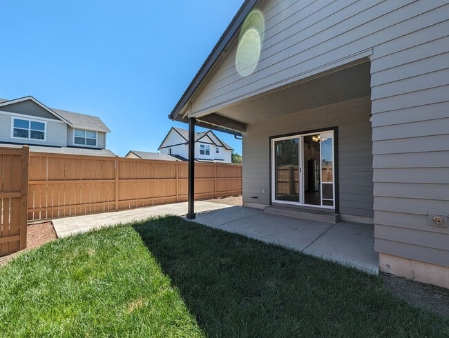 Building Photo - Beautiful 3bed/2bath home in Springfield!