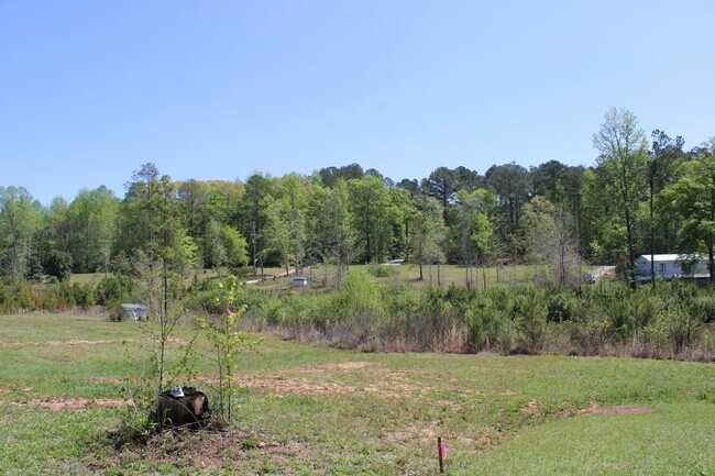 Building Photo - 818 W Grantville Rd