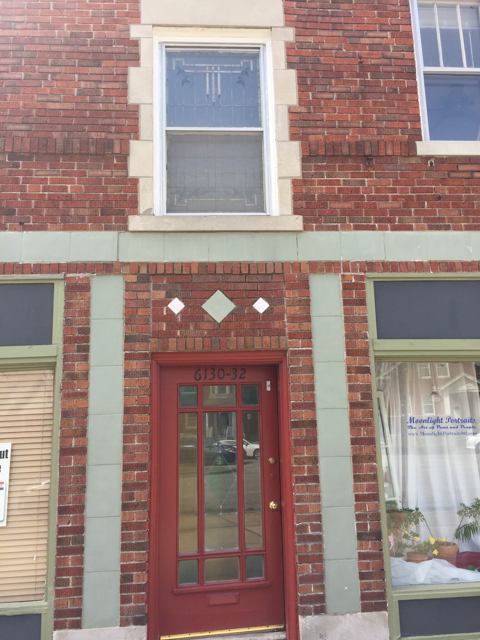 Building Photo - 6130 Southwest Ave