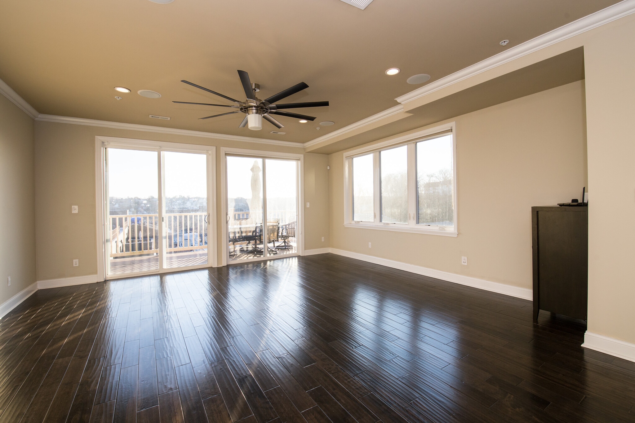 Building Photo - 4576 Silverwood St