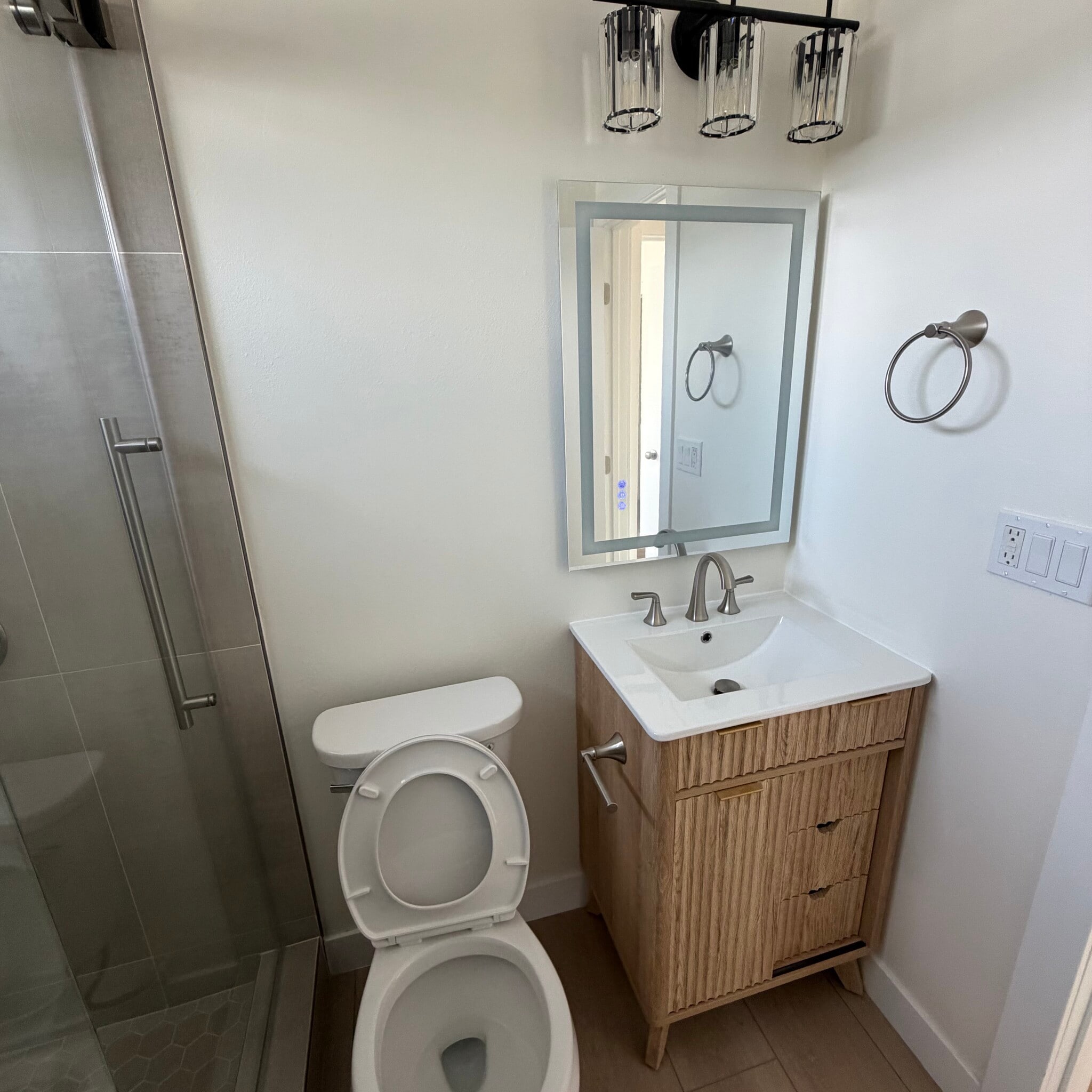 Bathroom - 4929 W 118th Plz