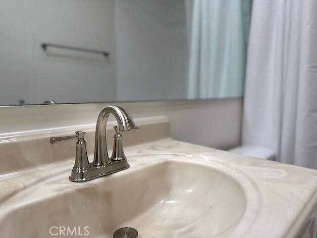 Building Photo - 74402 Abronia Trail