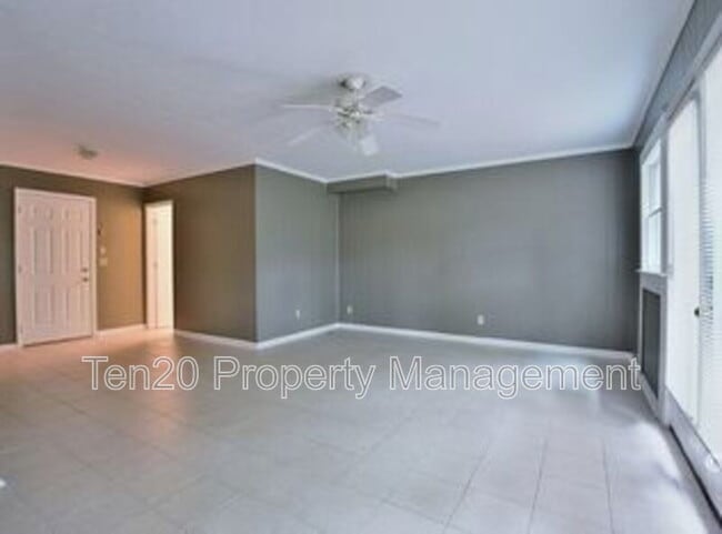 Building Photo - 4720 Shenandoah Ct