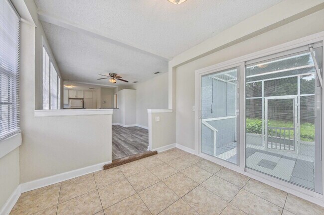 Building Photo - Renovated 3-Bedroom Home in the Heart of Murray Hill!