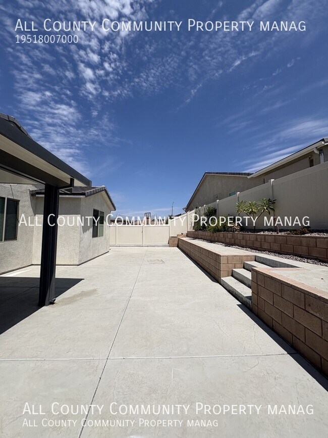 Building Photo - 33067 Muscadelle Ct