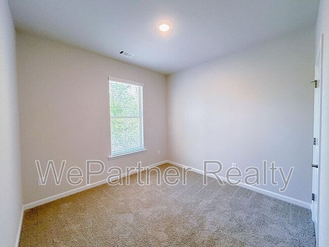 Building Photo - 2610 Mls Cmn Dr